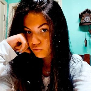 Meet your Posher, Anna caroline